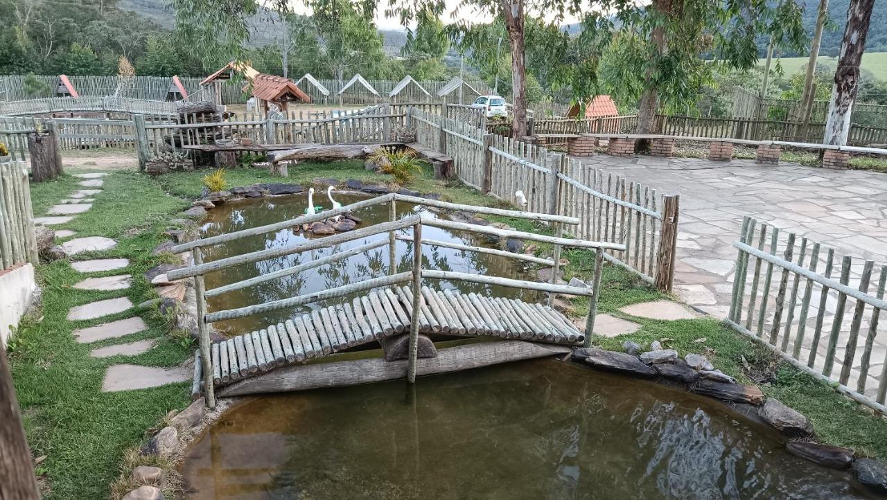 Chales E Camping Do Robinho 1 Sao Tome das Letras Luaran gambar